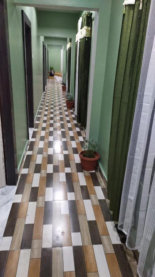 Woodland Lodge And Restaurant Guwahati Zewnętrze zdjęcie